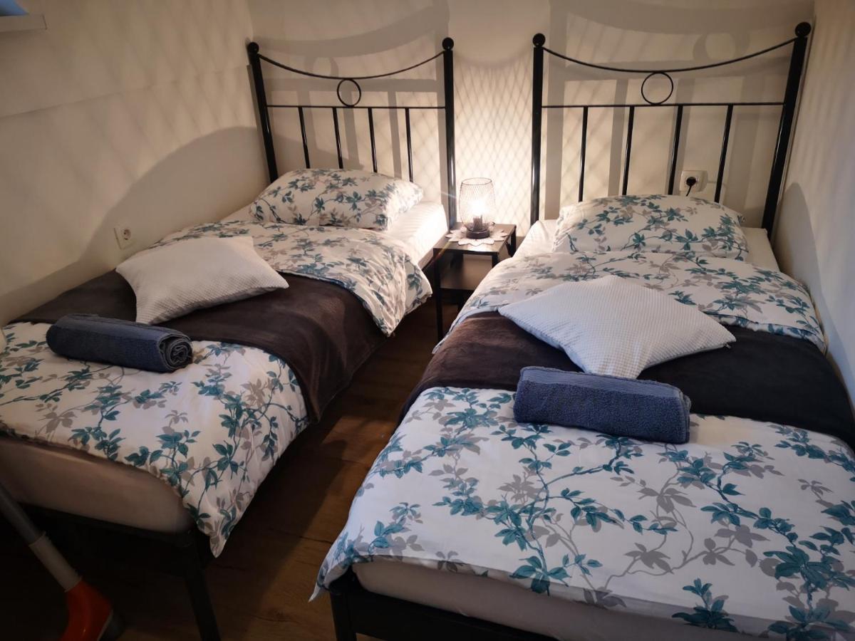 卡特兹奥布萨维Aparthouse Alfa1公寓式酒店 外观 照片